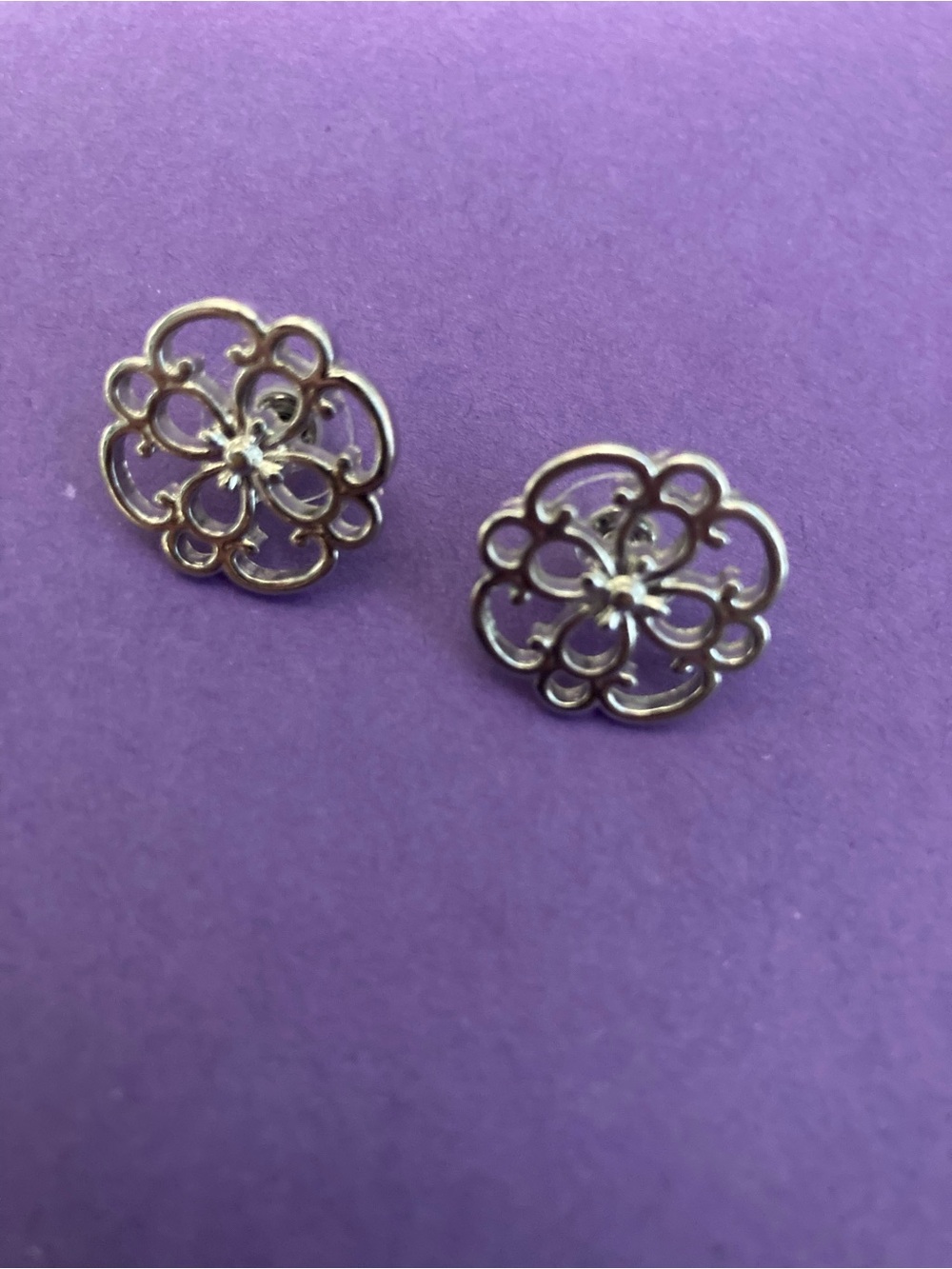 WOMENS SILVER EARRINGS LIKE NEW